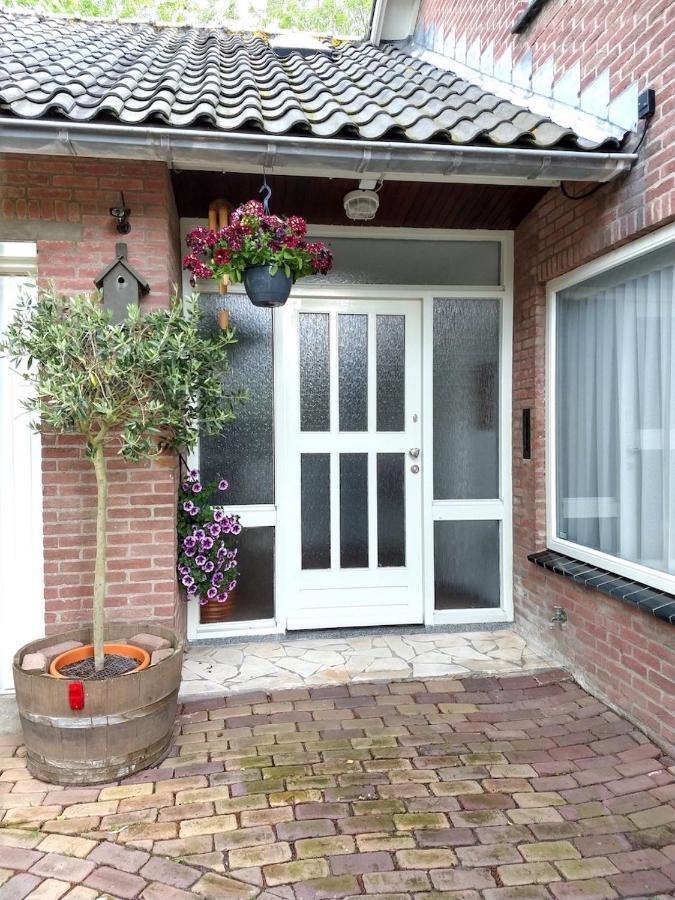 Bunga Melati Apartamento Middelburg Exterior foto
